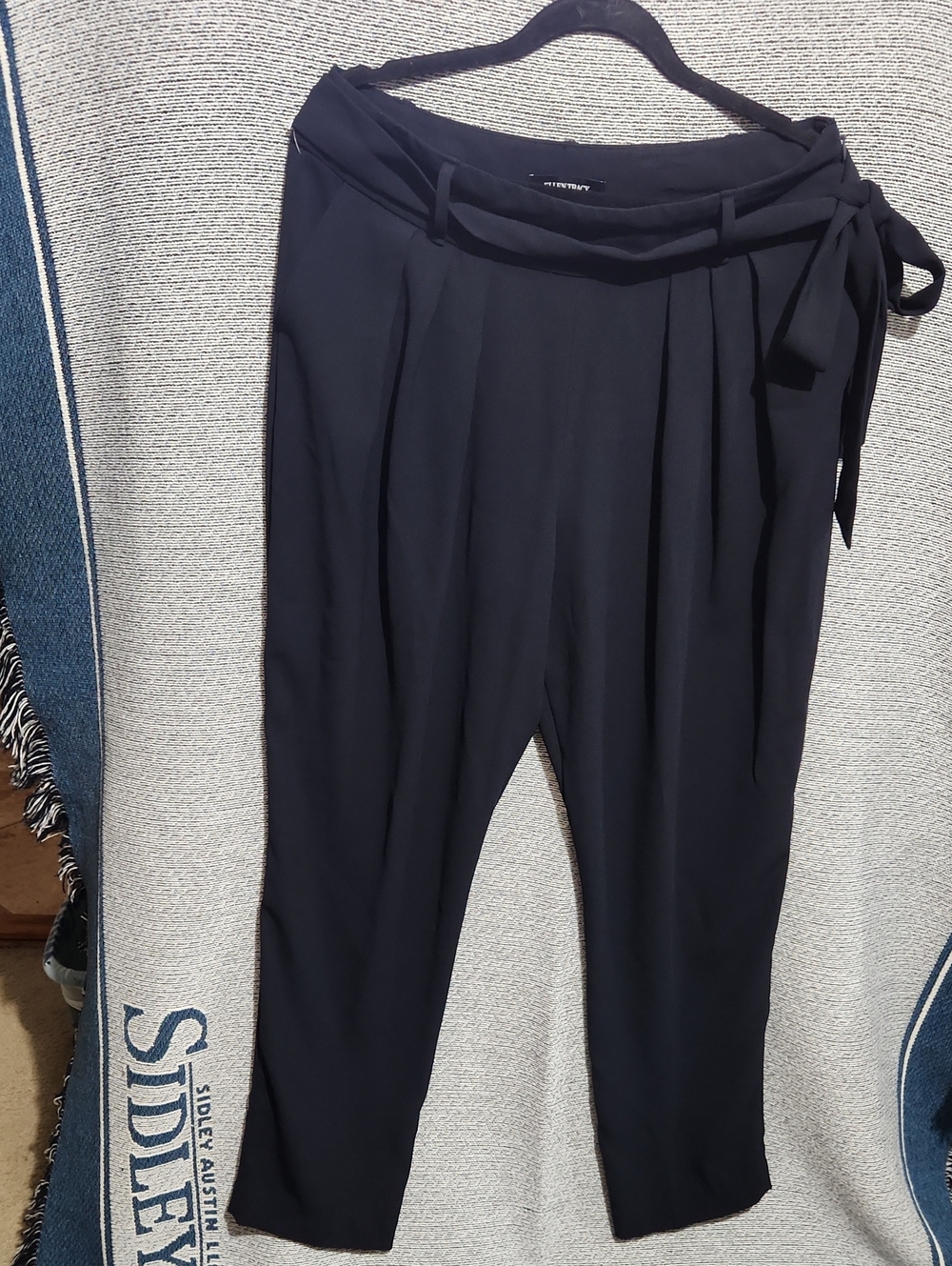 Ellen Tracy Navy Blue Tie-Waist Tailored Pants